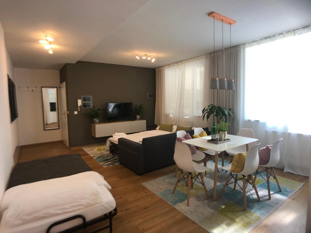 נירנברג Am City Apartment 24H Self-Check-In, Free Parking, U-Bahn 350M, Netflix מראה חיצוני תמונה
